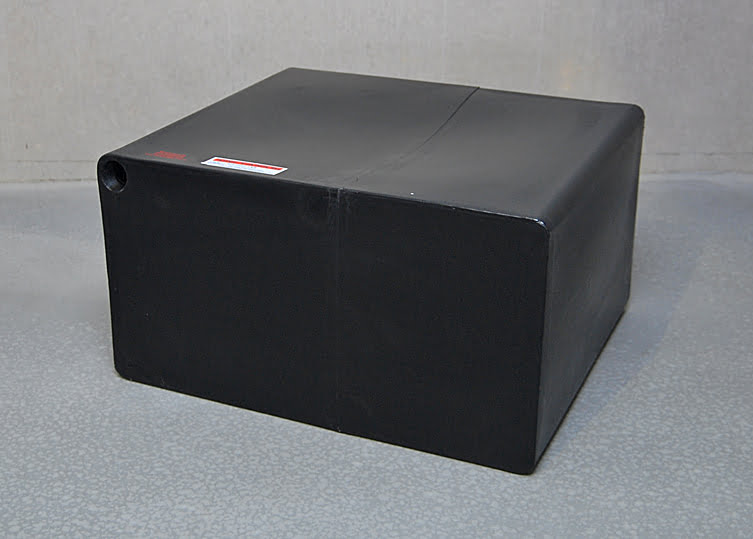 UNI 135 - Image 2